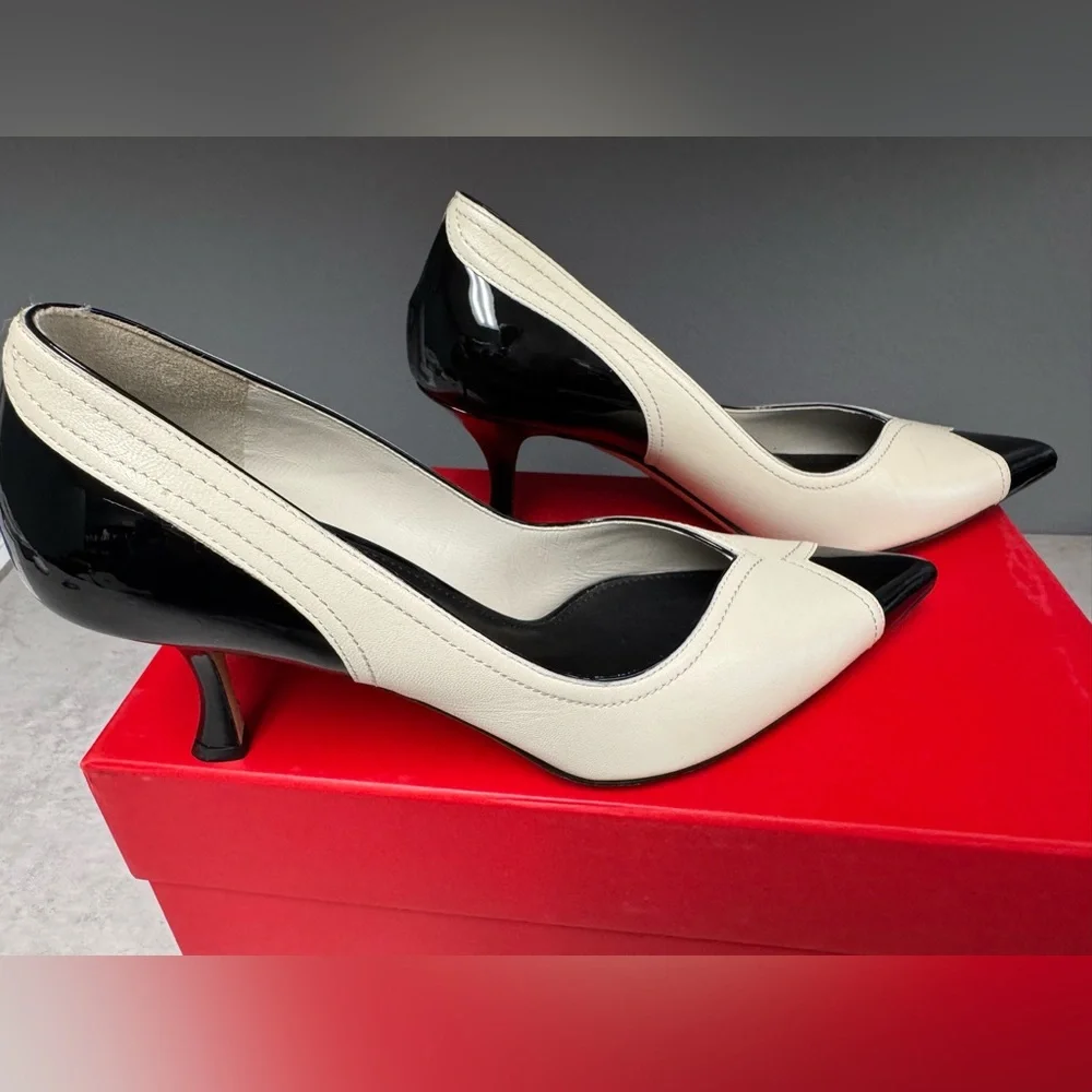 NIB- Ferragamo Eugene pumps - Picture 9 of 14